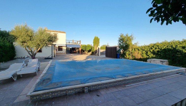 Jälleenmyynti - Erillistalo - Orihuela - Benferri