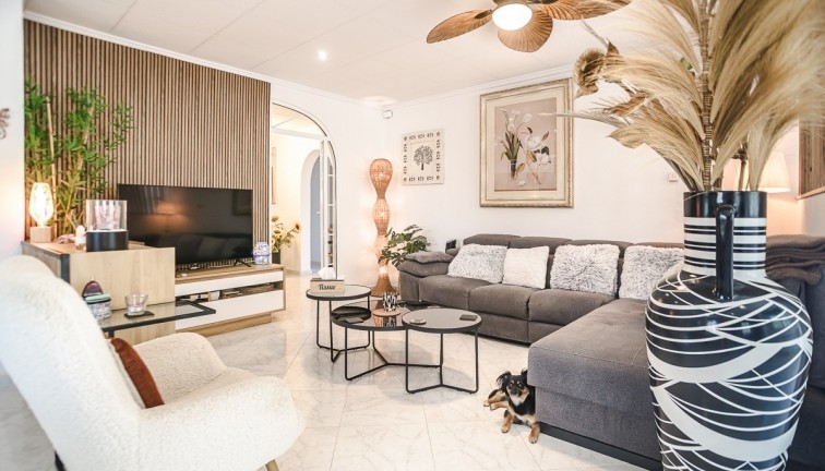 Återförsäljning - Fristående hus - La Marina