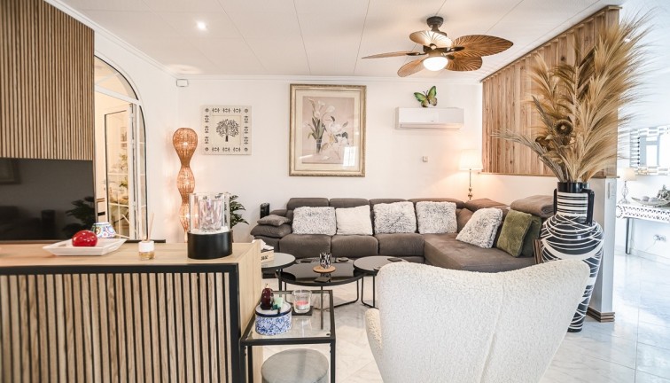 Återförsäljning - Fristående hus - La Marina