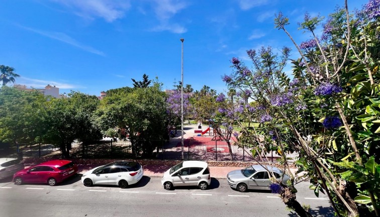 Jälleenmyynti - Asunto - Torrevieja - Acequion