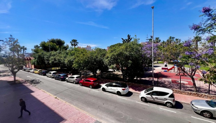 Jälleenmyynti - Asunto - Torrevieja - Acequion