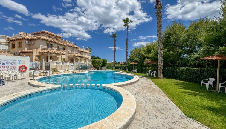 Reventa - Casa adosada - Orihuela Costa - La Zenia