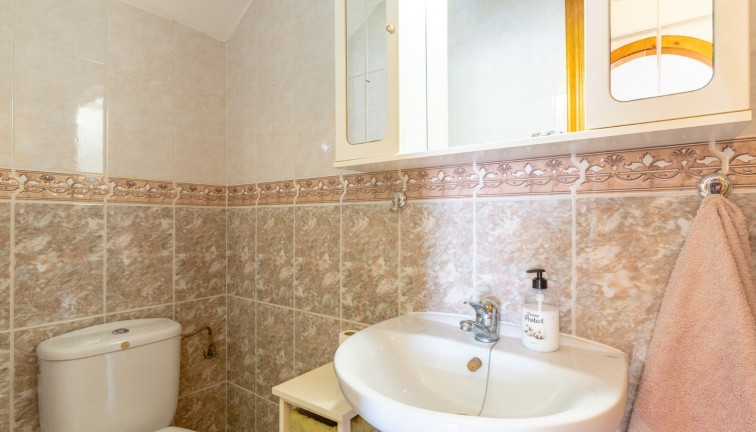Reventa - Casa adosada - Orihuela Costa - La Zenia