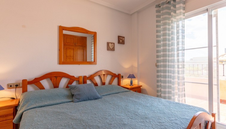 Reventa - Casa adosada - Orihuela Costa - La Zenia