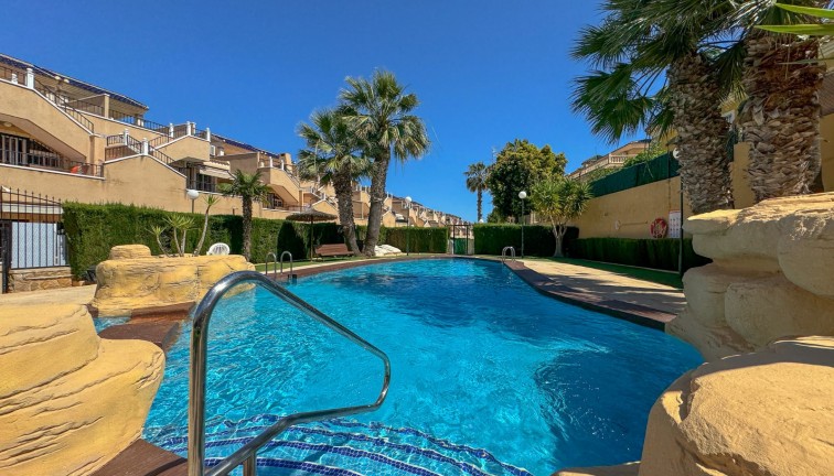 Jälleenmyynti - Bungalow - Orihuela Costa - Villamartín