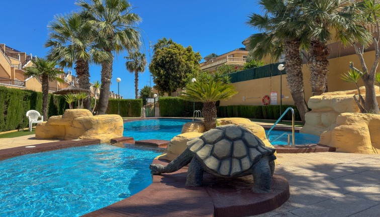Jälleenmyynti - Bungalow - Orihuela Costa - Villamartín