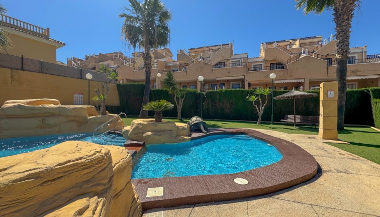 Jälleenmyynti - Bungalow - Orihuela Costa - Villamartín