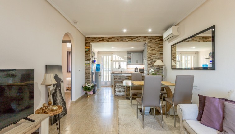 Jälleenmyynti - Bungalow - Orihuela Costa - Villamartín