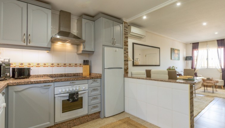 Jälleenmyynti - Bungalow - Orihuela Costa - Villamartín