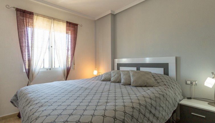 Jälleenmyynti - Bungalow - Orihuela Costa - Villamartín