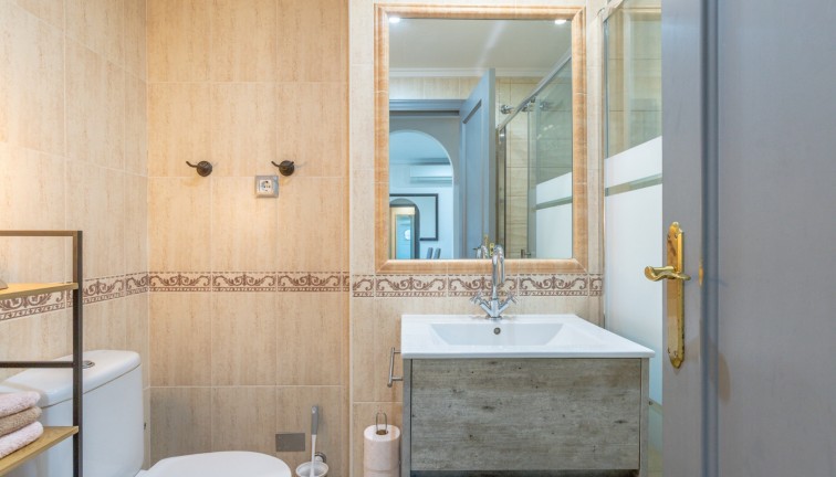 Jälleenmyynti - Bungalow - Orihuela Costa - Villamartín