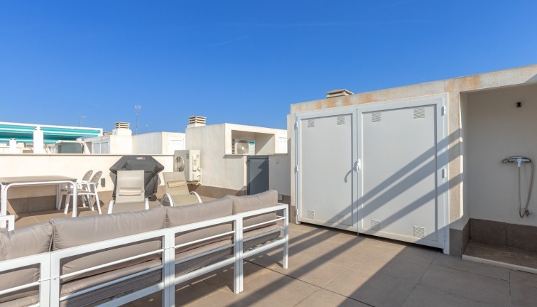 Jälleenmyynti - Asunto - Ylimmän kerroksen asunto - Torrevieja
