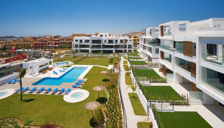 Uudistuotanto - Asunto - Estepona (Málaga) - Spain