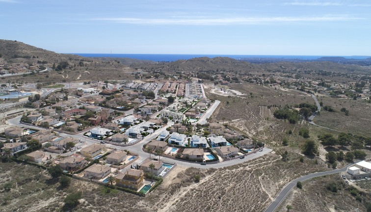Uudistuotanto - Erillistalo - Busot, zona Bonalba Golf (Alicante) - Spain