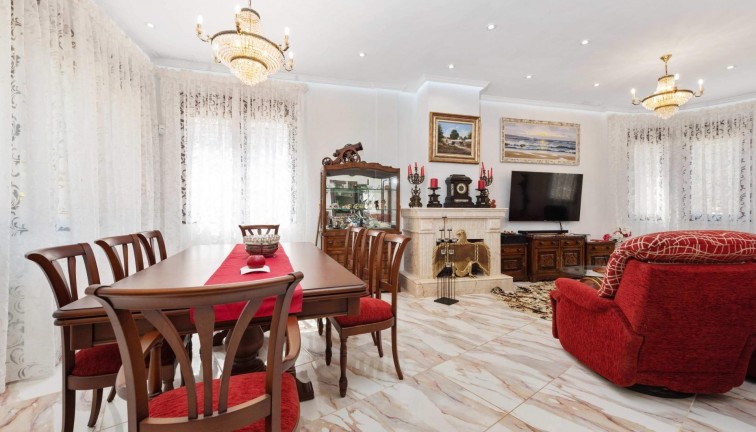 Reventa - Chalet - Orihuela Costa - Campoamor