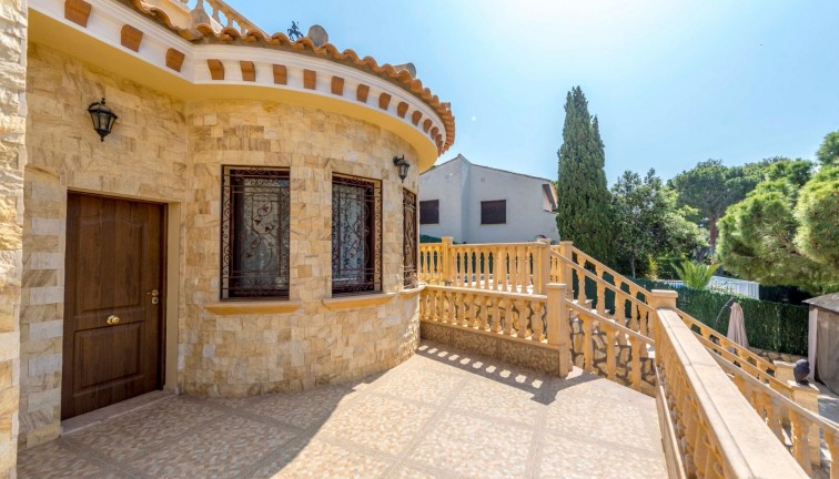 Reventa - Chalet - Orihuela Costa - Campoamor