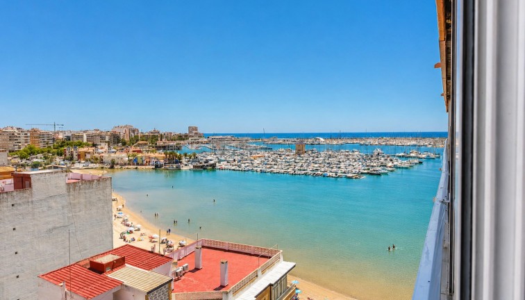 Resale - Apartment - Torrevieja - Acequion