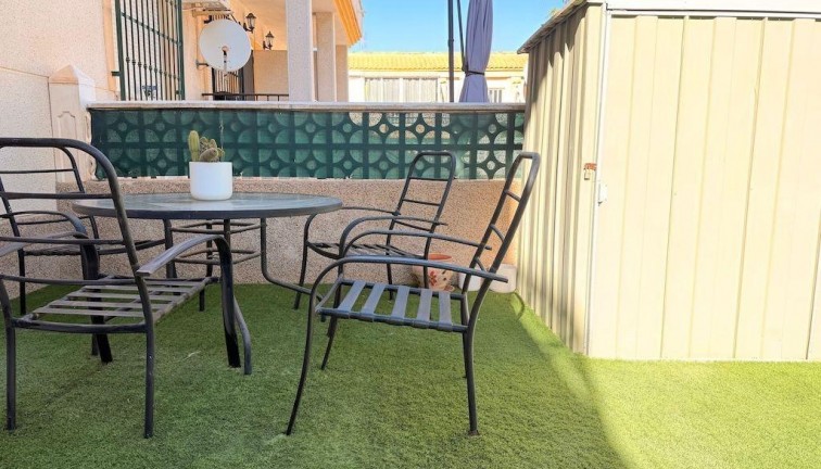 Resale - Bungalow - Orihuela Costa - Villamartín