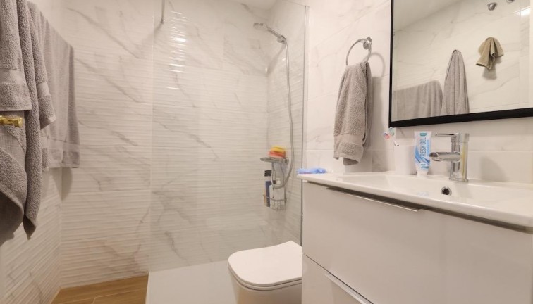 Resale - Bungalow - Orihuela Costa - Villamartín