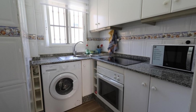 Resale - Bungalow - Orihuela Costa - Villamartín