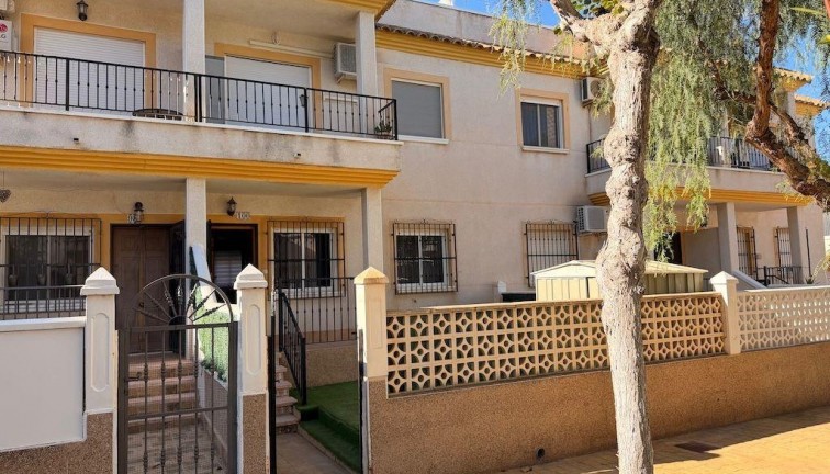 Resale - Bungalow - Orihuela Costa - Villamartín