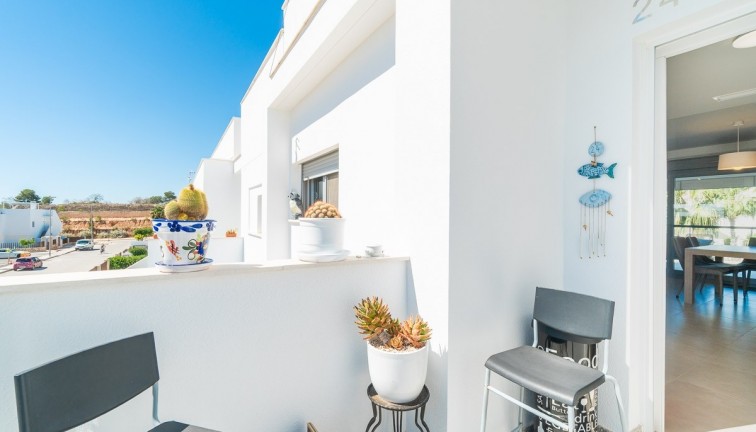 Resale - Apartment - Top Floor Apartment - Orihuela Costa - Vistabella Golf