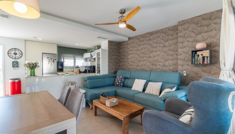 Resale - Apartment - Top Floor Apartment - Orihuela Costa - Vistabella Golf