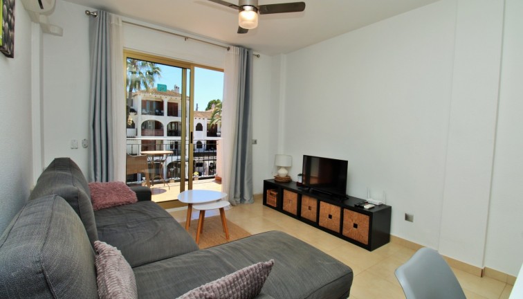 Resale - Apartment - Villamartín