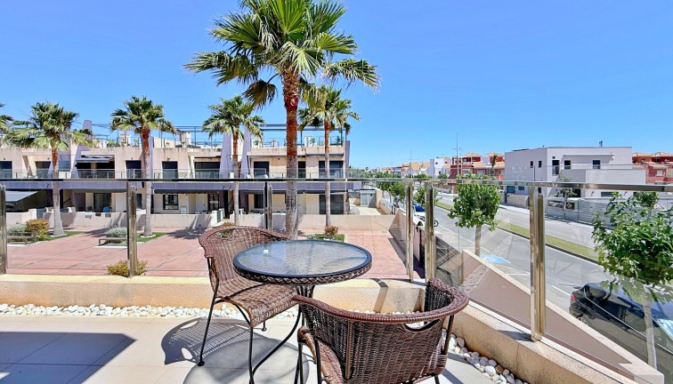 Resale - Apartment - Top Floor Apartment - Pilar de la Horadada - TORRE DE LA HORADADA