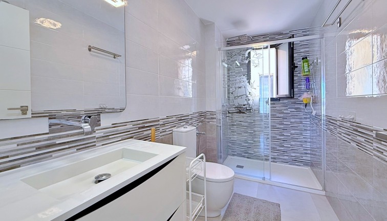 Resale - Apartment - Top Floor Apartment - Pilar de la Horadada - TORRE DE LA HORADADA