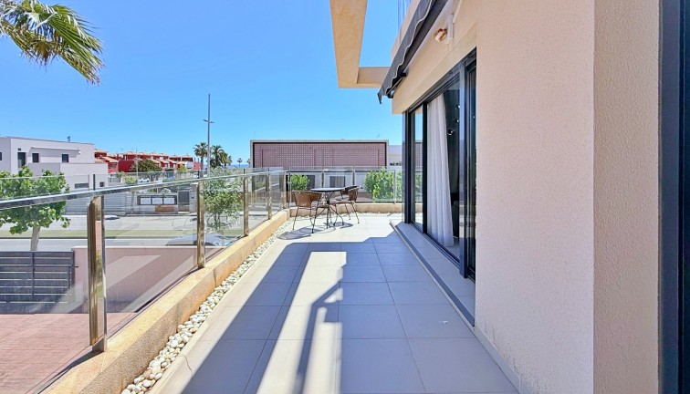 Resale - Apartment - Top Floor Apartment - Pilar de la Horadada - TORRE DE LA HORADADA