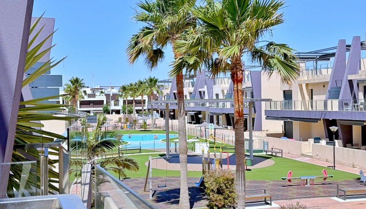 Resale - Apartment - Top Floor Apartment - Pilar de la Horadada - TORRE DE LA HORADADA