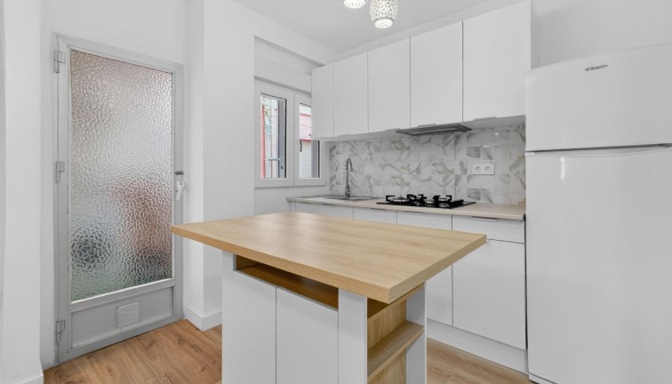 Resale - Apartment - Torrevieja
