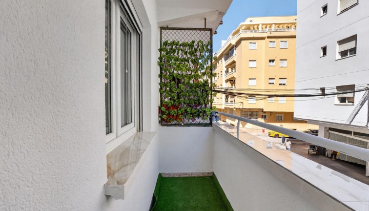 Resale - Apartment - Torrevieja