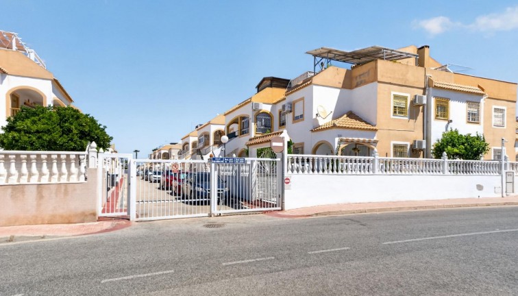 Reventa - Apartamento - Apartamento Planta Baja - Torrevieja - El limonar