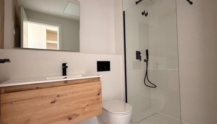 Reventa - Apartamento / piso - Los Alcazares - Dolores de Pacheco-Santa Rosalía