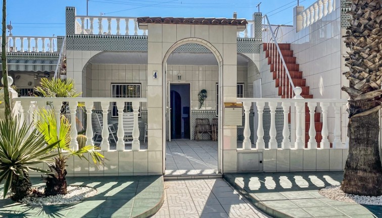 Reventa - Casa adosada - Torrevieja - La Siesta