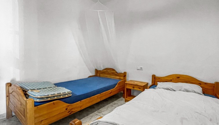 Reventa - Casa adosada - Torrevieja - La Siesta