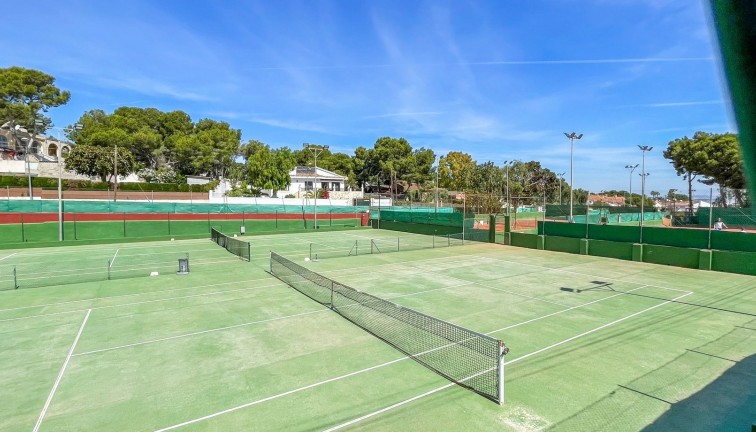Reventa - Casa adosada - Torrevieja - Los Balcones