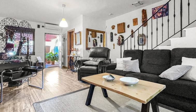 Reventa - Casa adosada - Torrevieja - Los Balcones