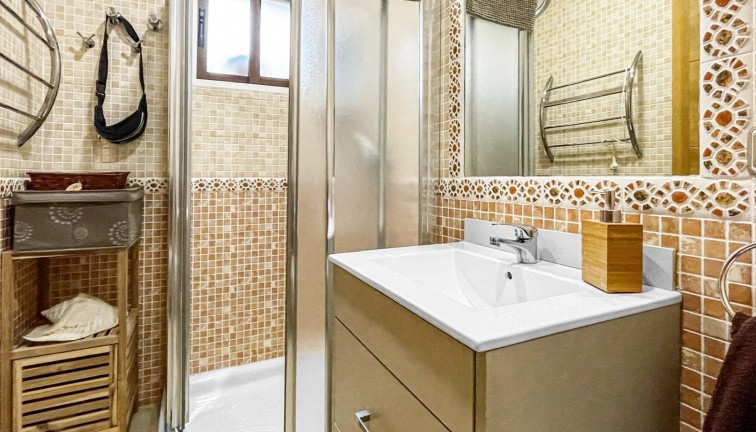 Reventa - Casa adosada - Torrevieja - Los Balcones