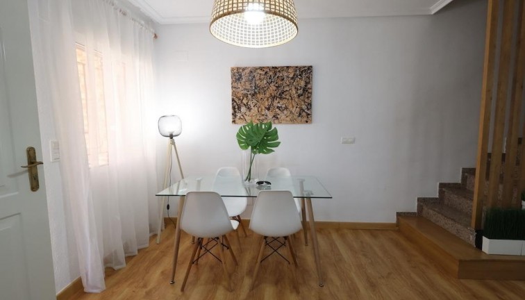 Reventa - Apartamento dúplex - Orihuela Costa - La Zenia
