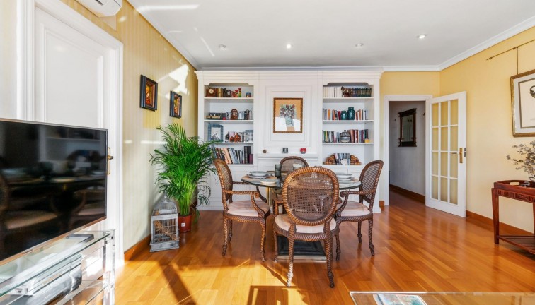 Reventa - Apartamento / piso - Torrevieja - Centro - Muelle Pesquero