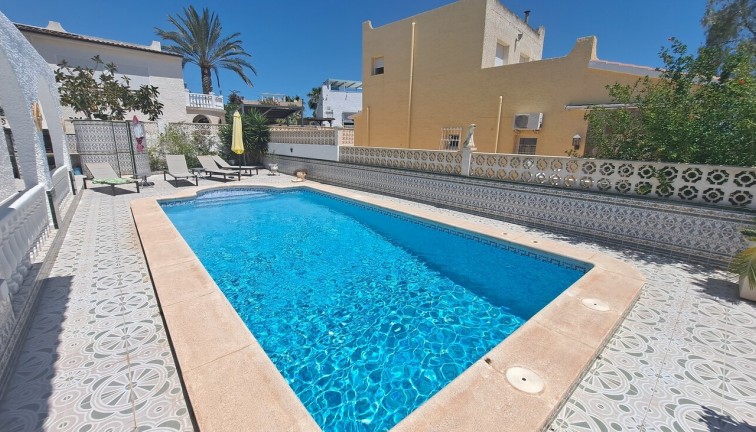 Reventa - Chalet - San Miguel de Salinas - Villamartín