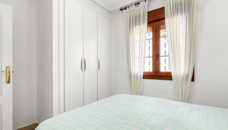 Reventa - Apartamento / piso - Orihuela Costa - Villamartín