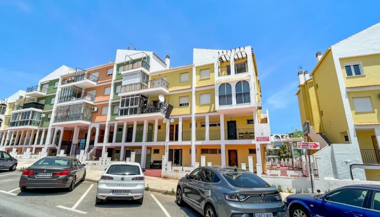 Reventa - Apartamento / piso - Torrevieja - La veleta