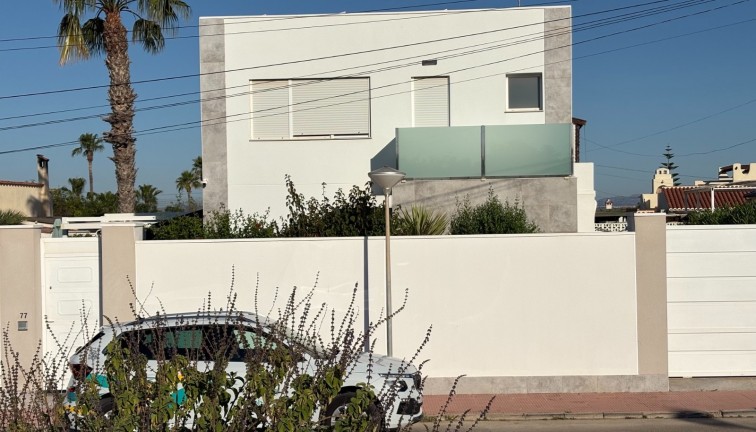 Resale - Chalet - Torrevieja - Torreta Florida