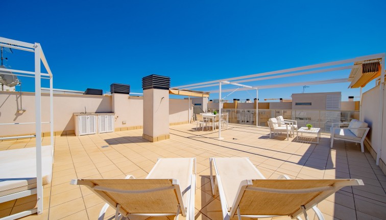 Reventa - Apartamento - Apartamento en el último piso - Orihuela Costa - Villamartín