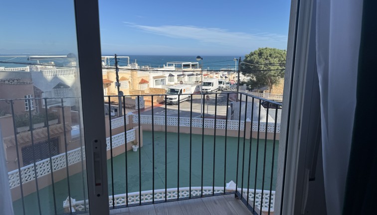 Återförsäljning - Lägenhet - Torrevieja - LA MATA