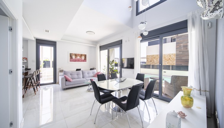 Reventa - Chalet - Orihuela Costa - Lomas de Cabo Roig
